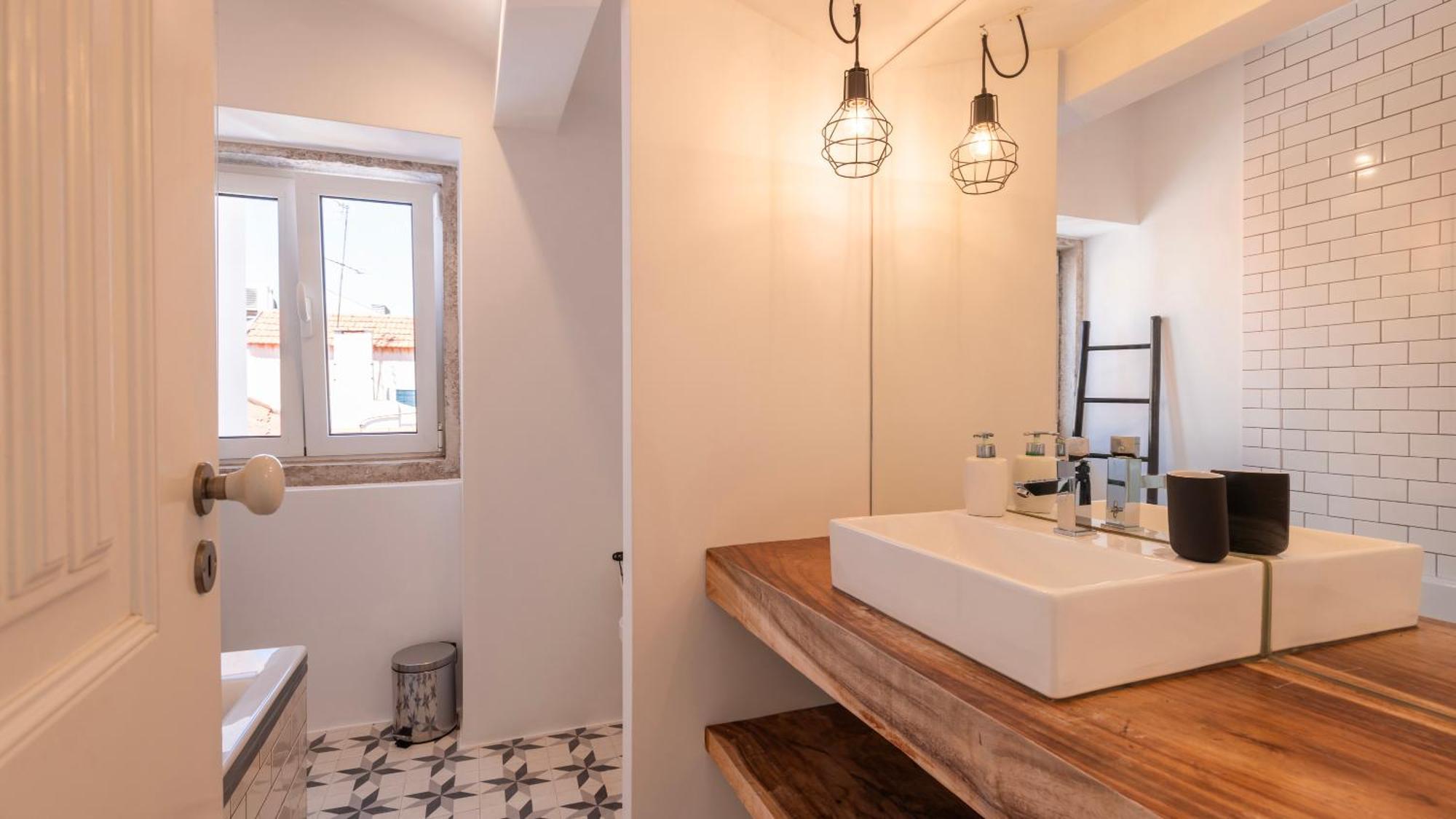 Charming 3Bdr Duplex In City Center By Lovelystay Lisboa المظهر الخارجي الصورة
